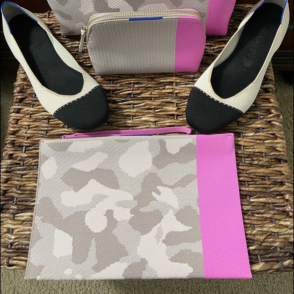 Rothy’s Lilac Haze Essential Pouch